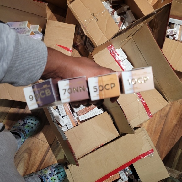 Urban Decay Stay Naked 24 hour foundation at a discounted price! Great deal!! - Picture 3 of 5